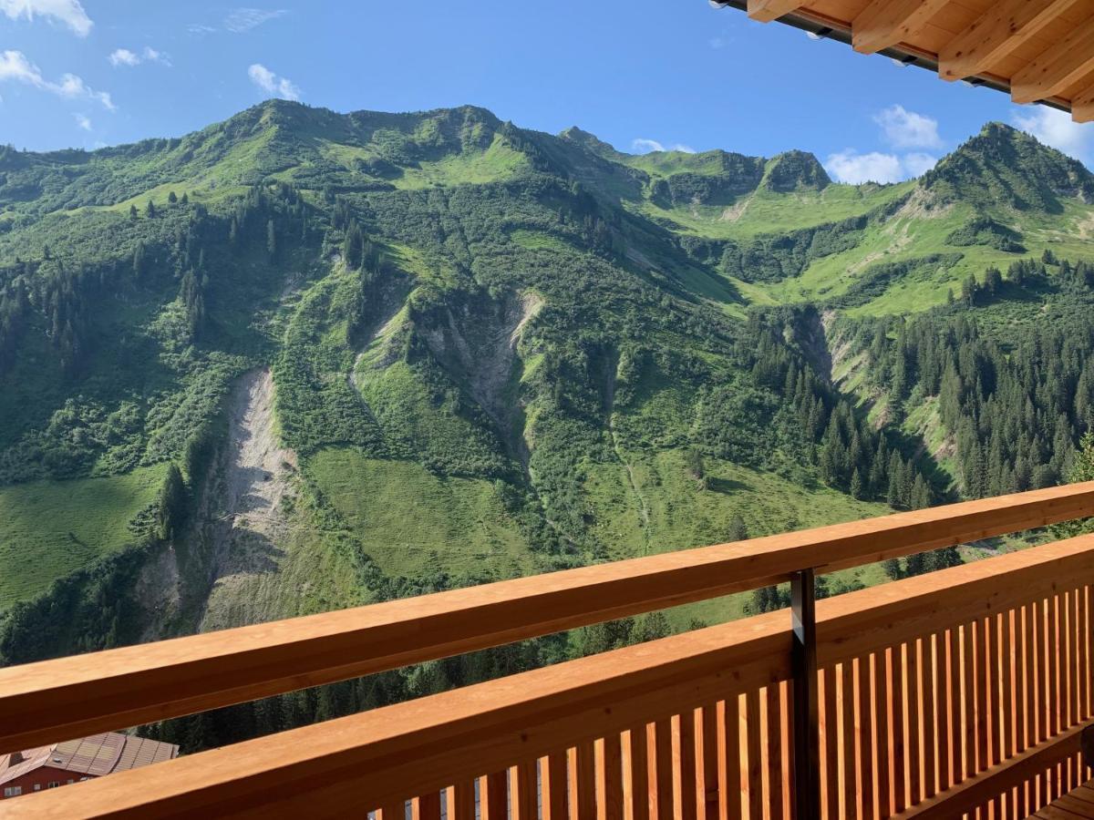 Landhaus Bergblicksuite Top11 Дамулс Екстериор снимка