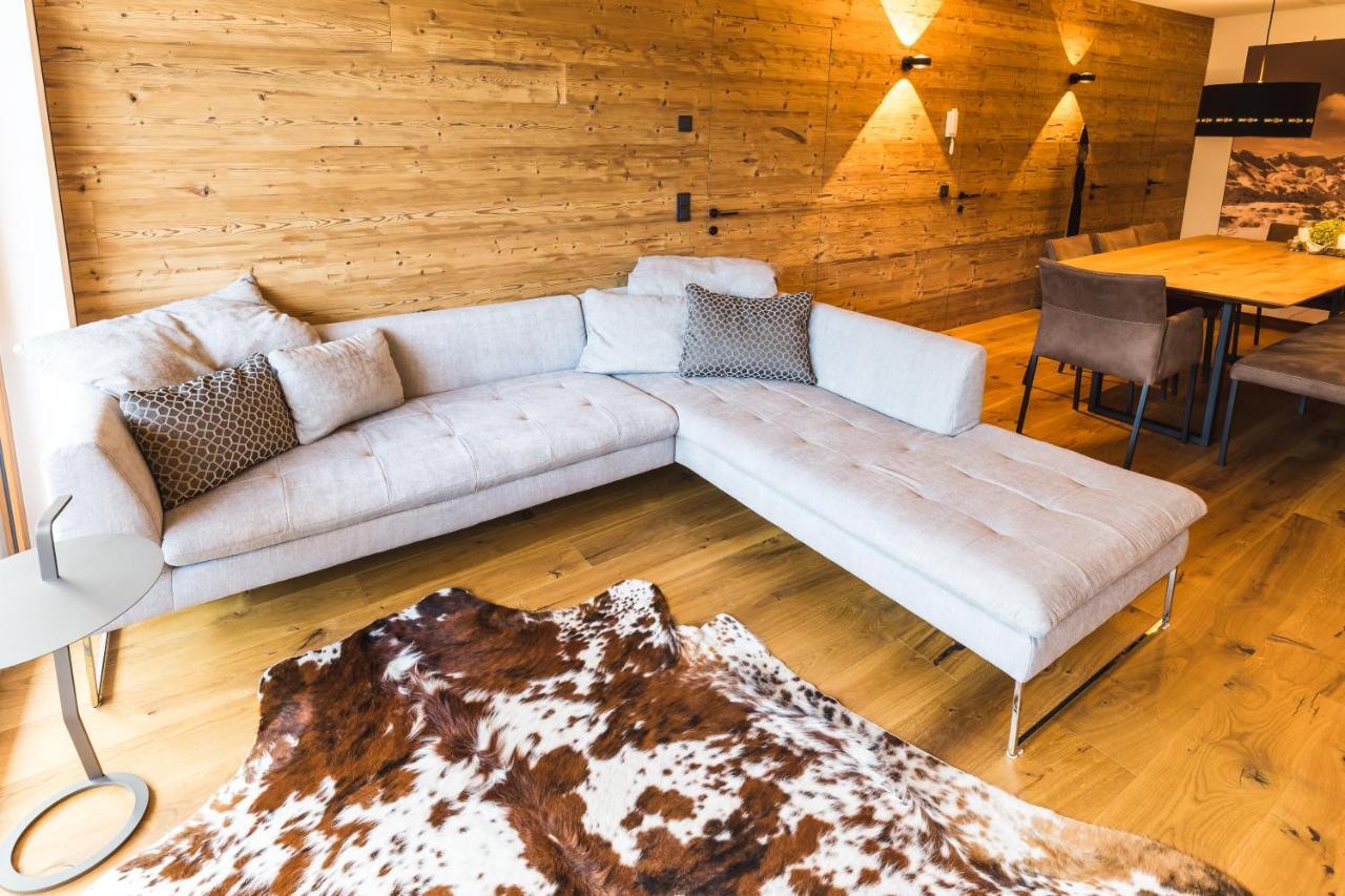 Landhaus Bergblicksuite Top11 Дамулс Екстериор снимка